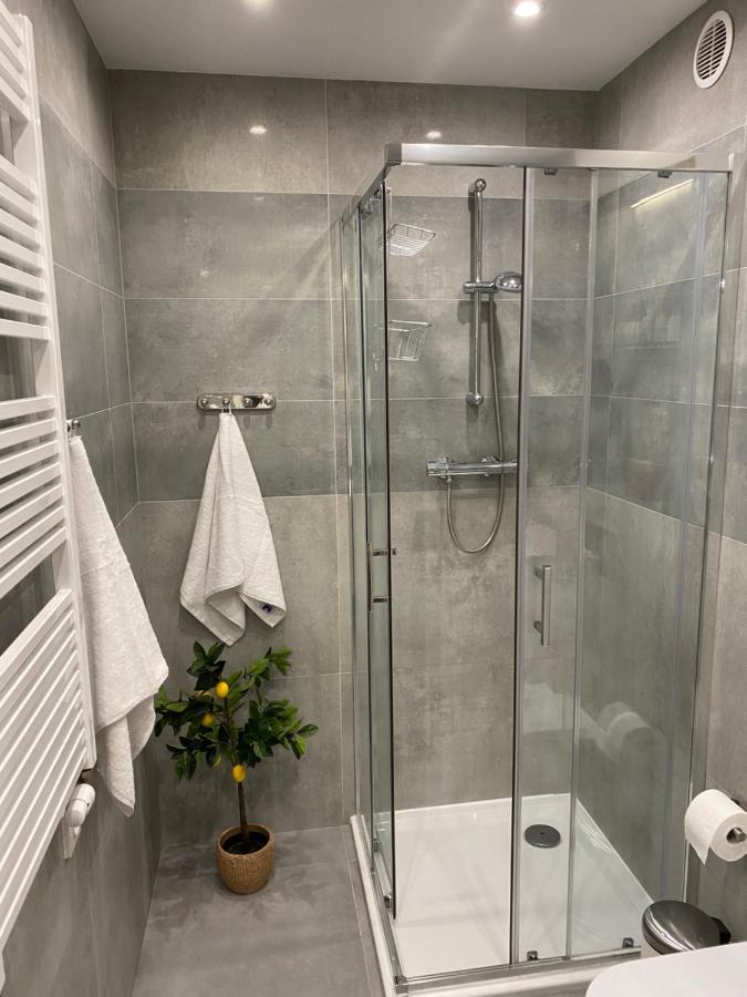 קרפאז' Apartament Foresta מראה חיצוני תמונה
